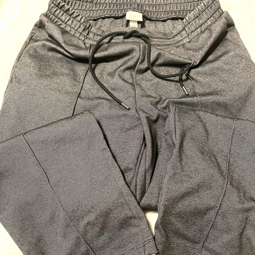 Sports pants